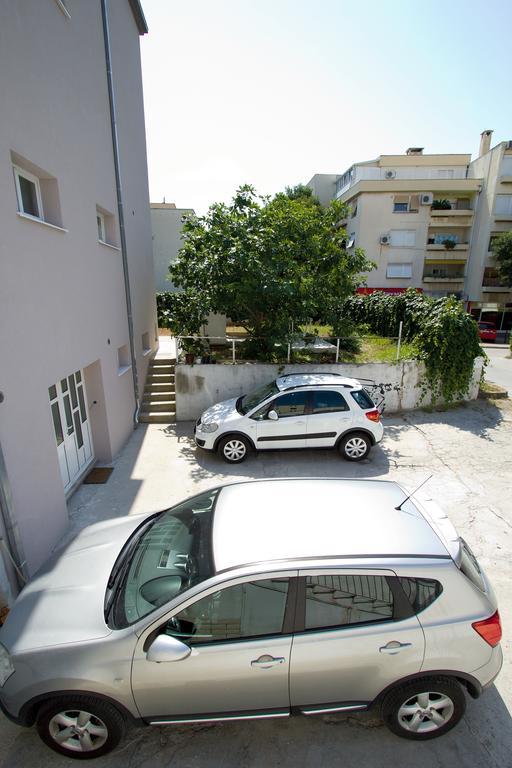 Apartments Put Plokita Split Exterior photo